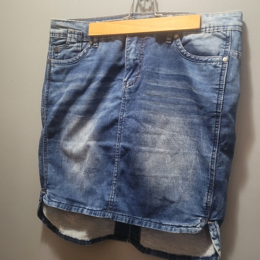 Becxy B. Jean Mini Skirt Size 8